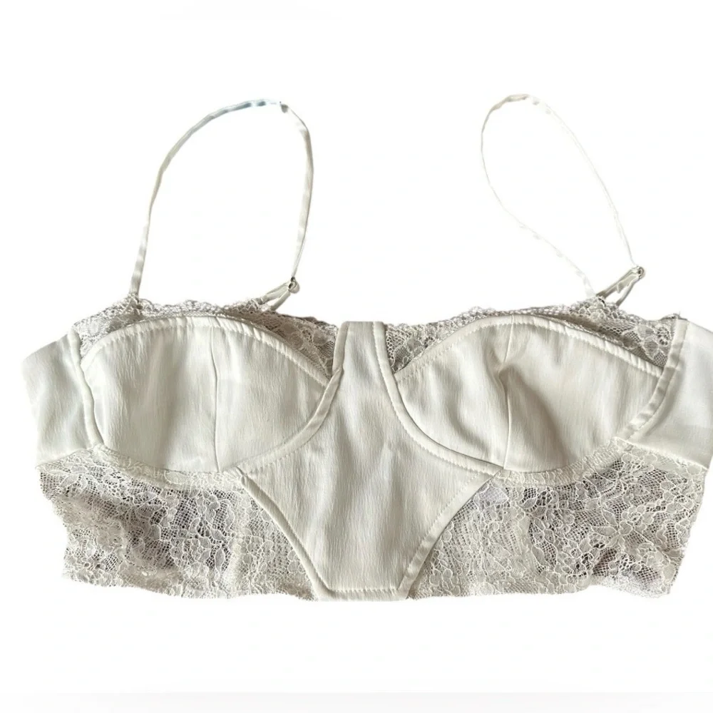 Bershka trendy lace